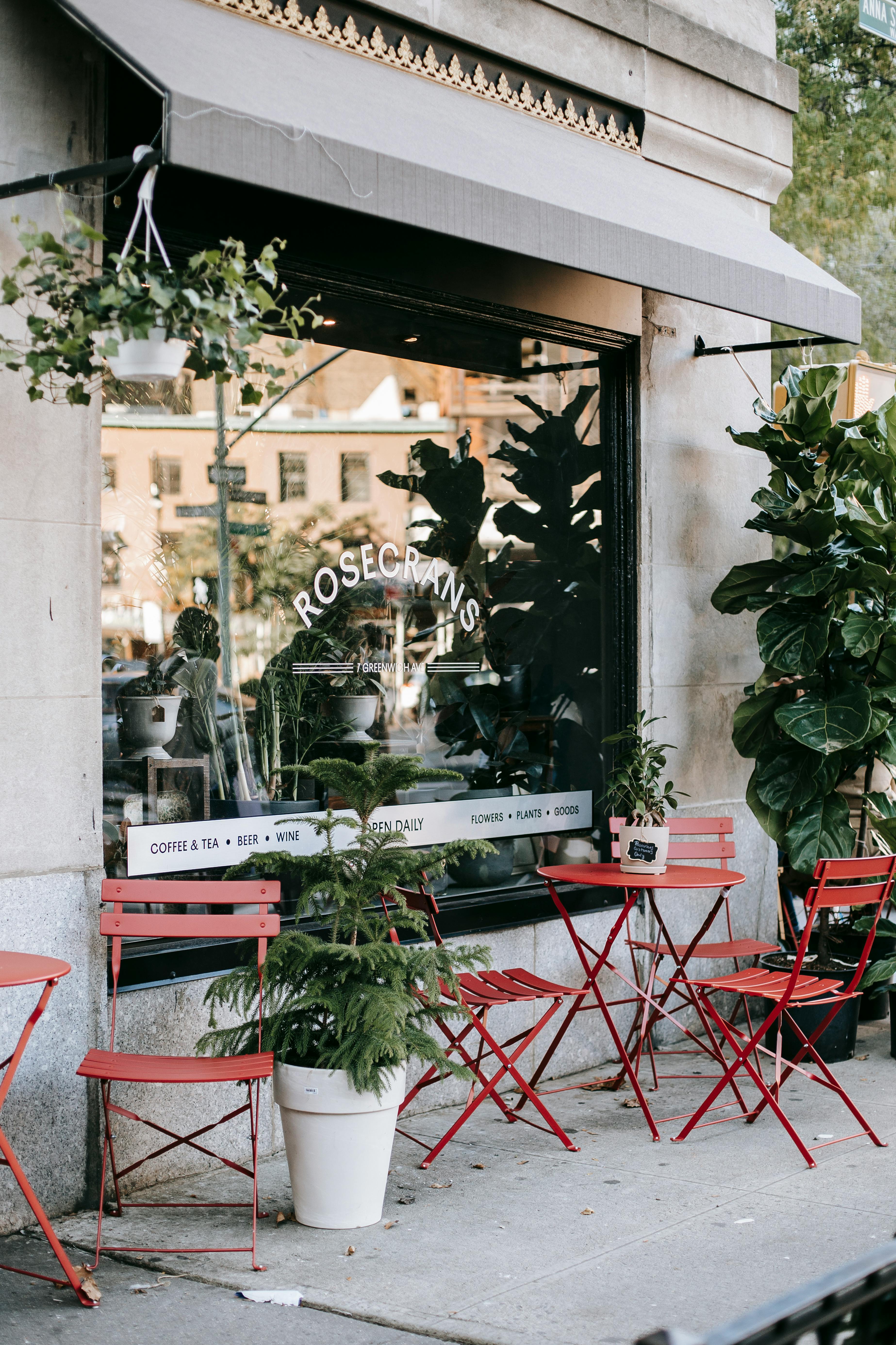 Cafe Outdoor Seating